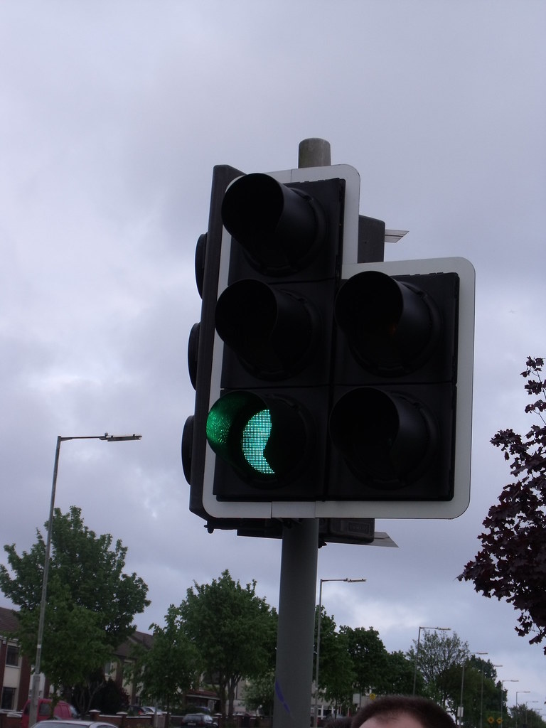 Stop light Look! They're different! Sarah Millar Flickr