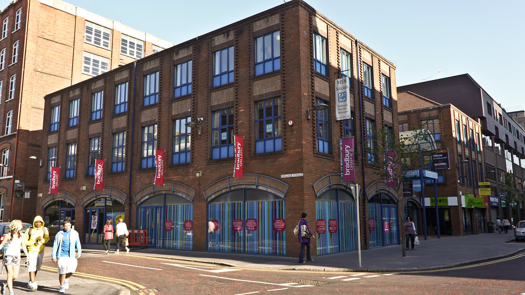 Belfast College Street (Art Supplies Shop) BRADBURY GRAP… Flickr