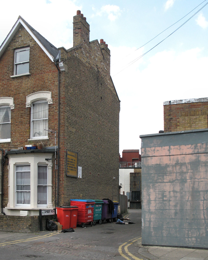 Amber Mews, Brampton Park Road, Wood Green, London N22 Flickr