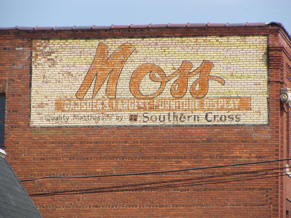 Ghost SignMoss FurnitureGadsden, Al. "MOSSGadsden… Flickr