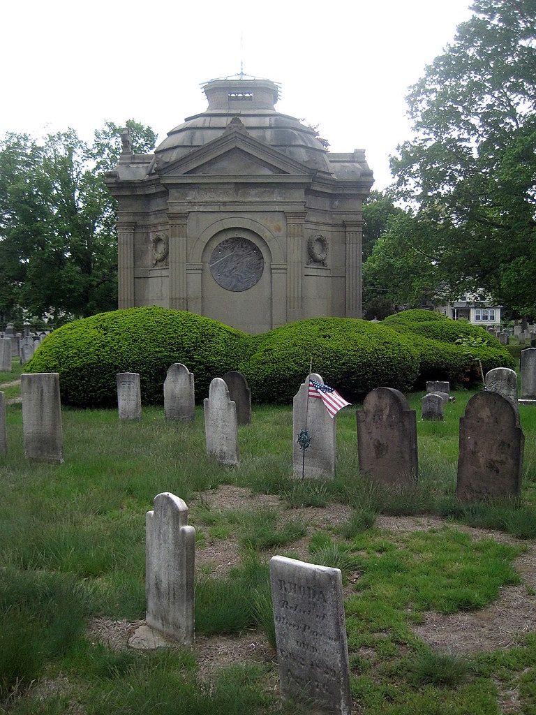 Mausoleum Bridge Street Cemetery, Northampton, MA ashm.r Flickr