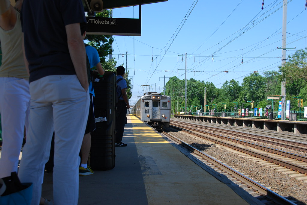 NJ Transit Train Approaching Princeton Junction Station Flickr