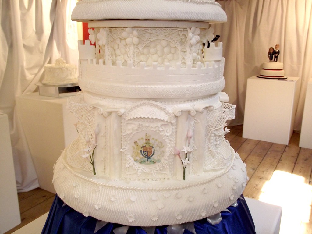 Wedding Cake Royal Wedding Cake Exhibition in London.23.4