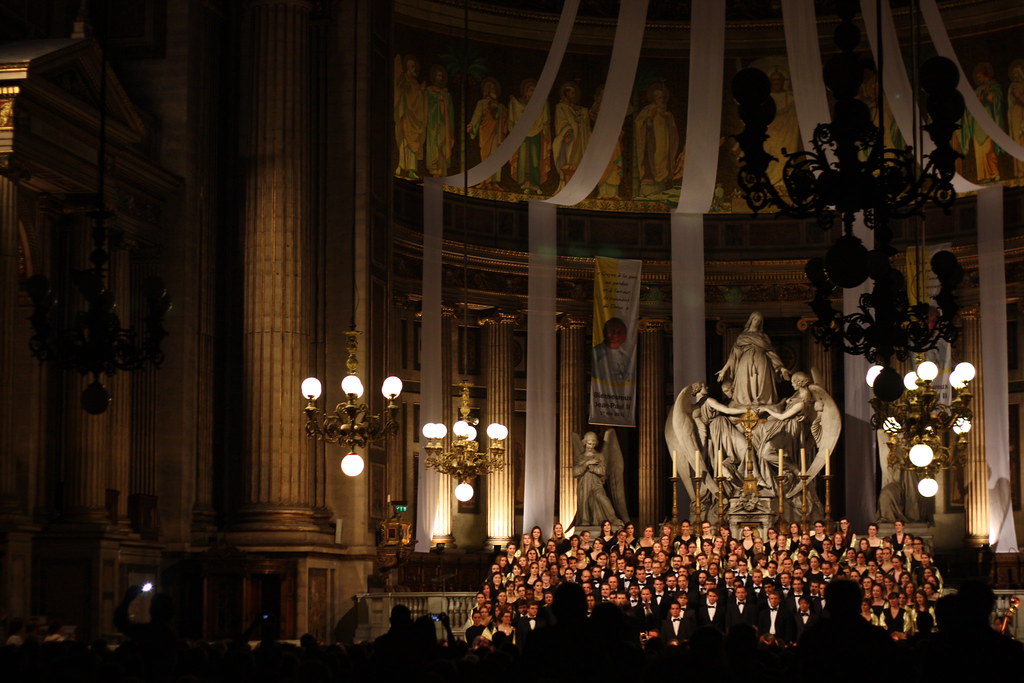 安魂曲 Mozart Requiem à l'Église de Madeleine 单簧管和巴松低沉和缓的吹奏… Flickr