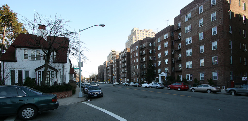 York Apartments, 7734 Austin St, Forest Hills, NY Flickr