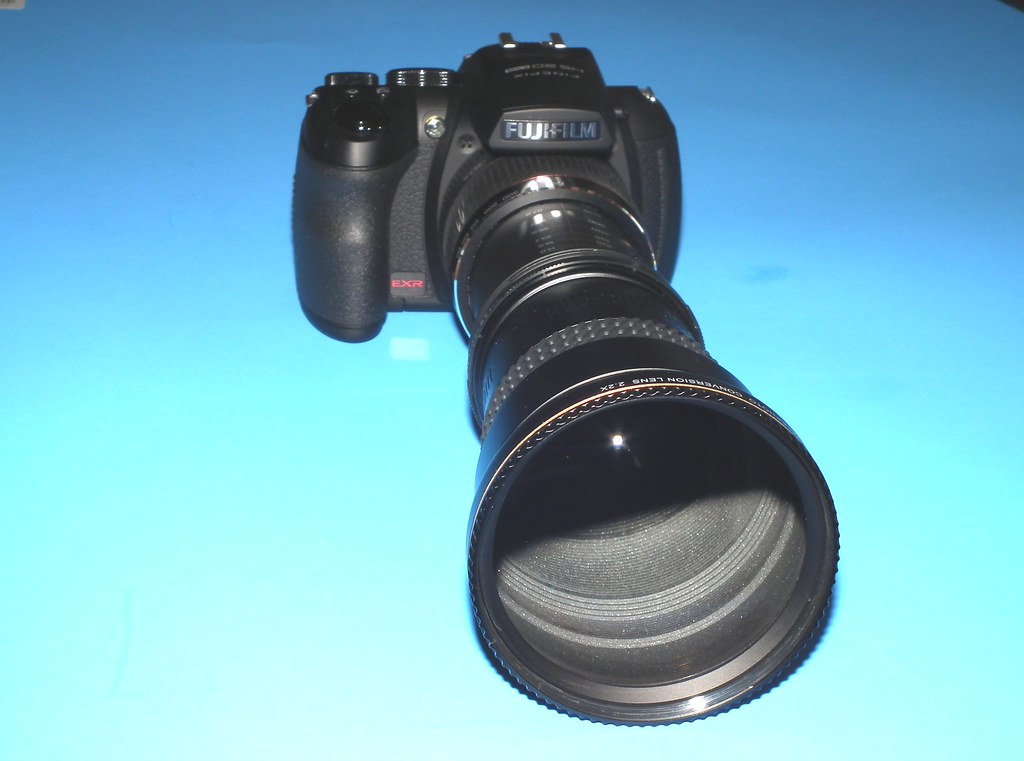 FUJIFILM FINEPIX HS20EXR & Raynox DCR2025PRO 2.2x Super Telephoto