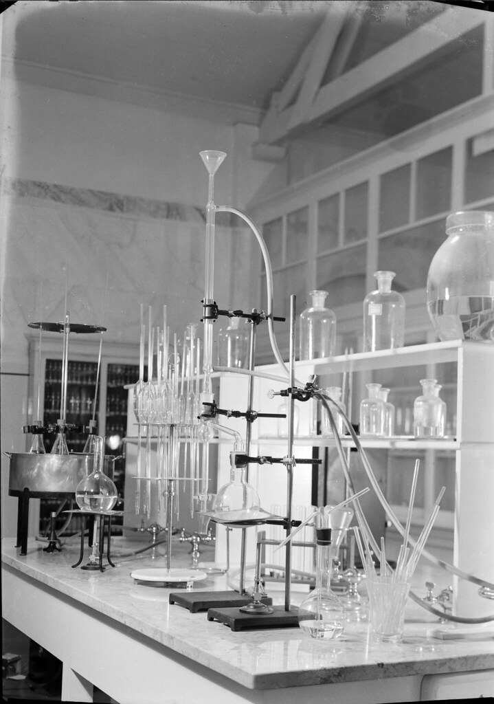 Fábrica H. Vaultier, Lisboa, Portugal Fábrica situada em L… Flickr