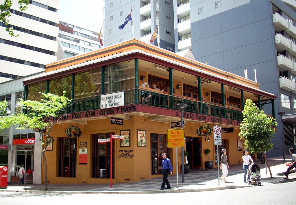 Gilroys Hotel, St Leonards, Sydney, NSW 75 Christie Street… Flickr