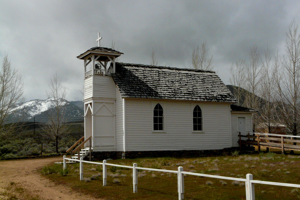 High Desert Chapel In Doyle, CA, just off hwy 395 Found th… Flickr