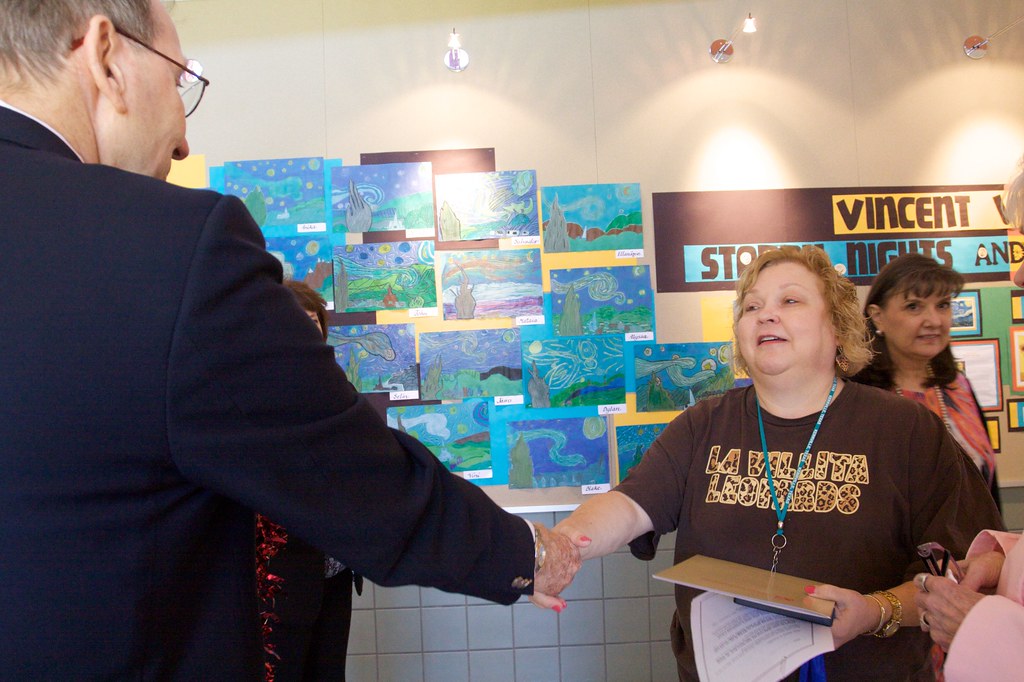 Foundation Grant Prize Patrol Visits La Villita Elementary… Flickr