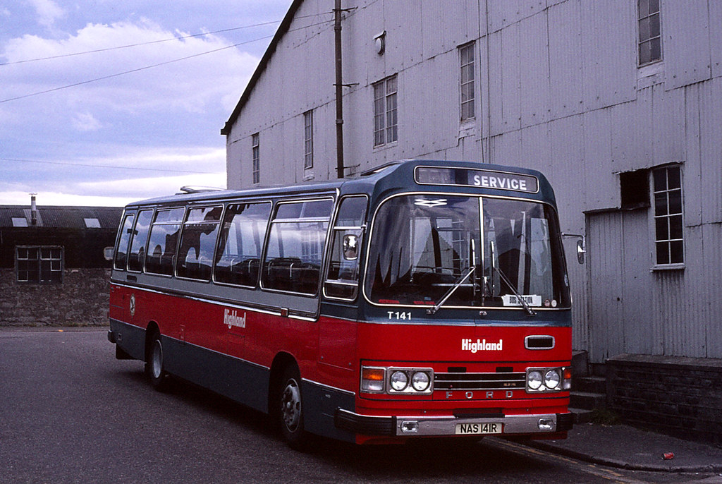 Highland Omnibuses T141 Inverness Highland Omnibuses T141 … Flickr