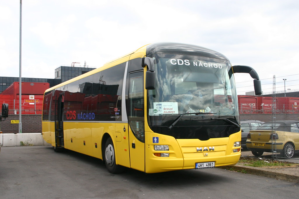 4H14961 CDS nachod (CZ) Sleaford Industrial Estate Coach … Flickr