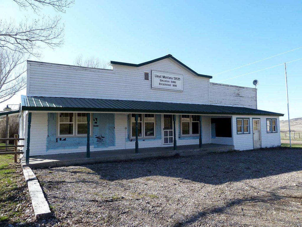 Lloyd, Montana 59535 Blaine County. In the Bear's Paw Moun… Flickr