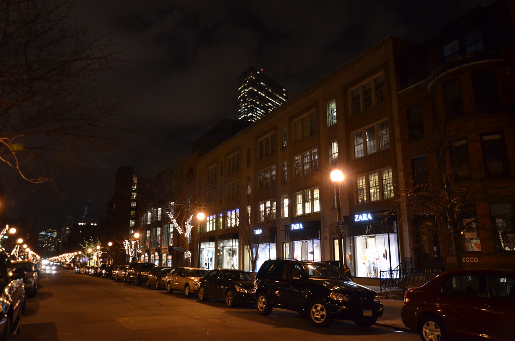 Zara on Newbury St in Boston Zara on Newbury Street in Bos… Flickr