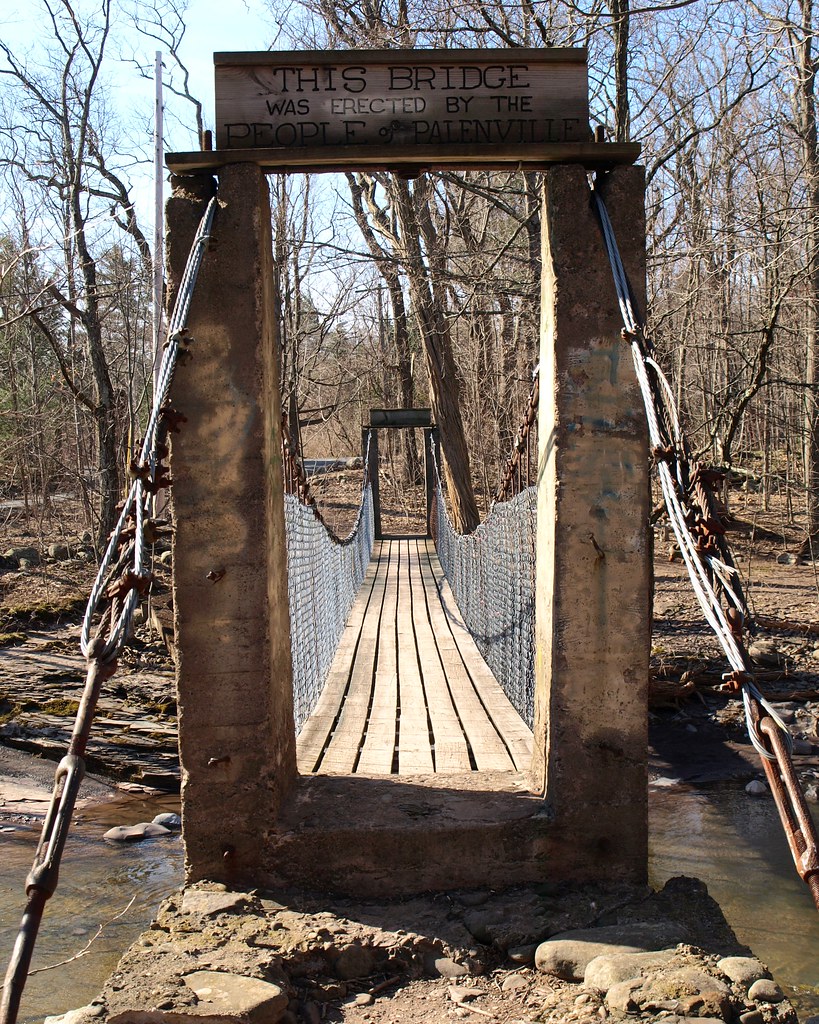 Palenville Swinging Pedestrian Bridge over Kaaterskill Cre… Flickr