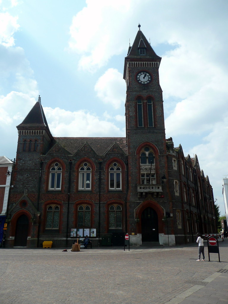Newbury Town Hall Newbury Town Hall, Market Place, Newbury… Flickr