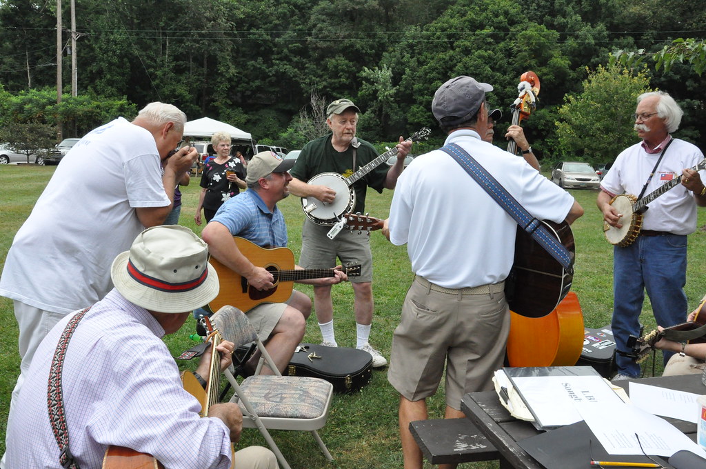 DSC_0138 Munroe Falls, Ohio photo by Guy Merentette Flickr