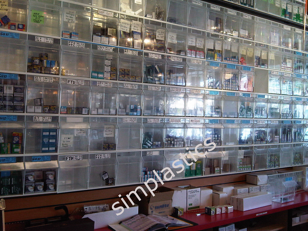 Simplastics_Tip_Out_Bins Simplastics Tip Out Bins in a lig… Flickr