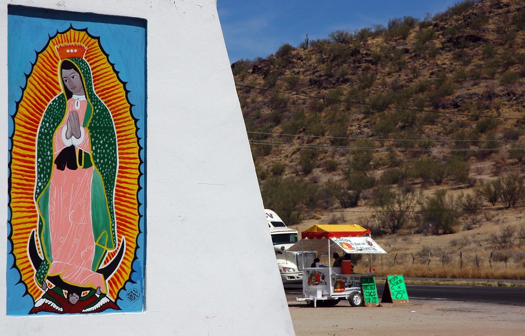 Guadalupana Gasolinera, roadside treats with truck, Hermos… Flickr