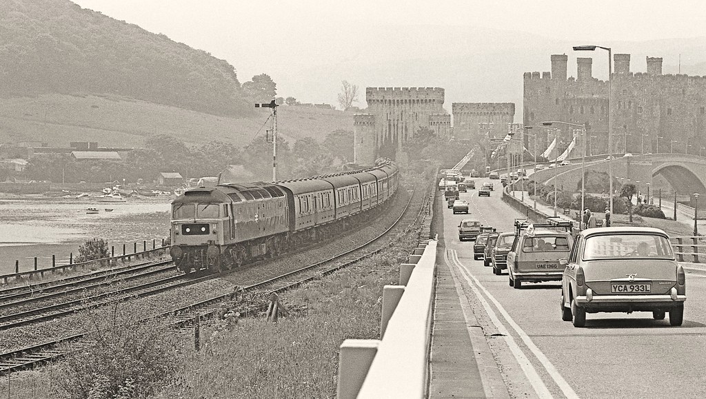 Conwy 47449 approaches Llandudno Junction with the 12.46 H… Flickr