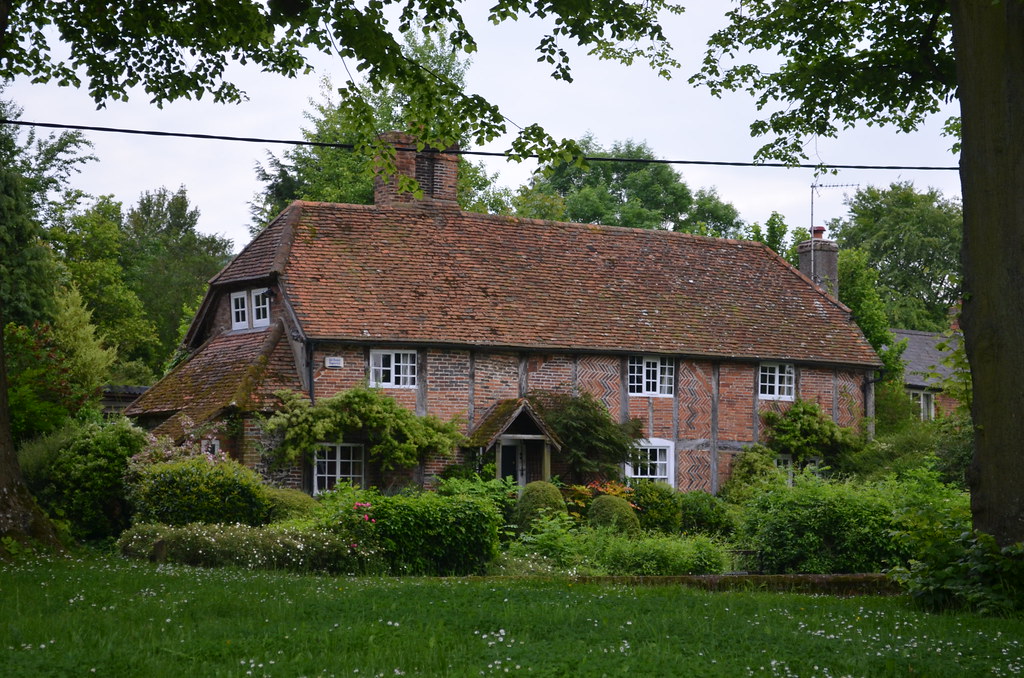 Cottage in Bledlow, Bucks The village of Bledlow in Buckin… Flickr