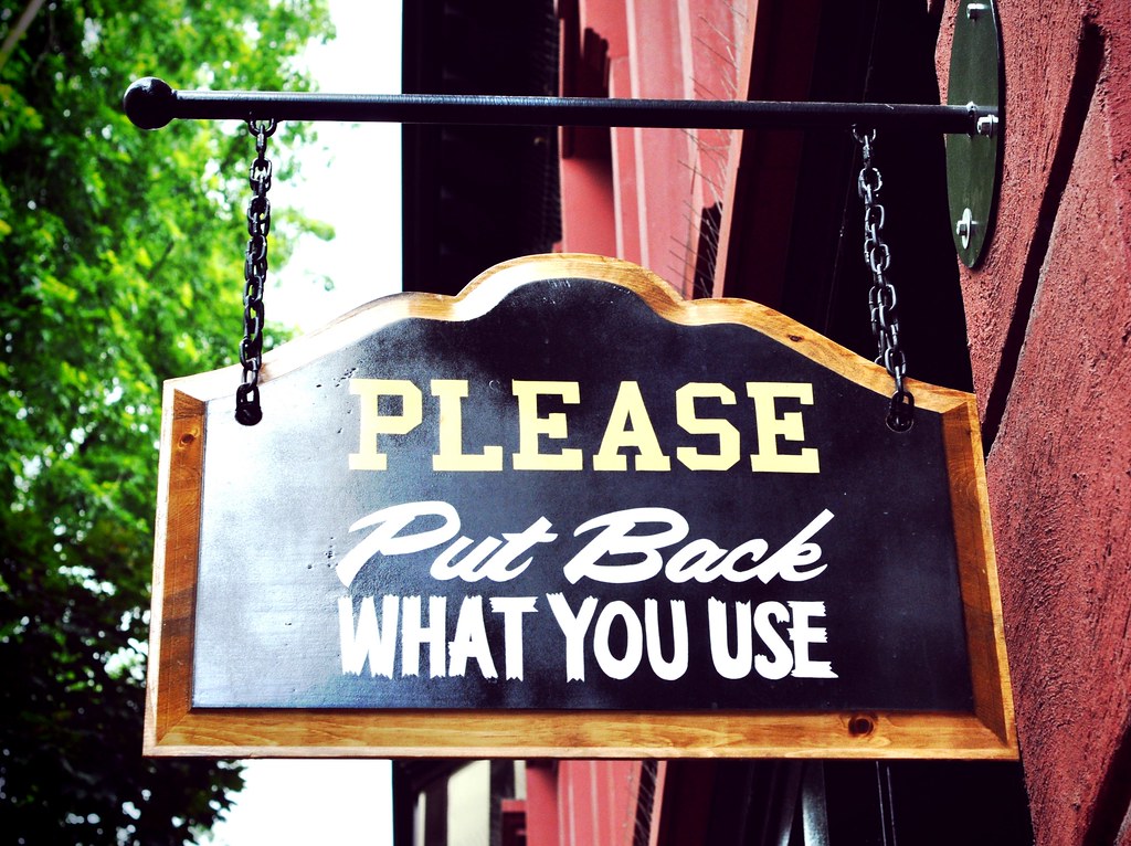 put everything back Translation into Dutch examples English.