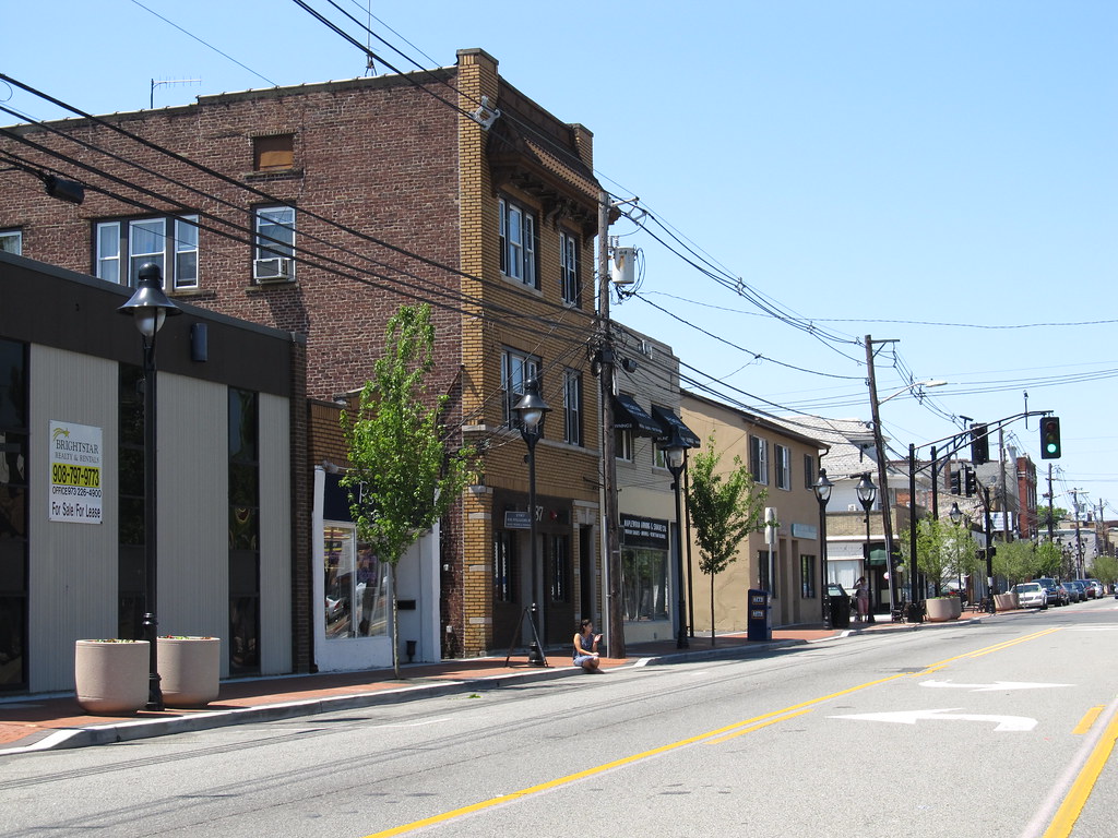 Maplewood, New Jersey, Springfield Avenue Maplewood is a t… Flickr