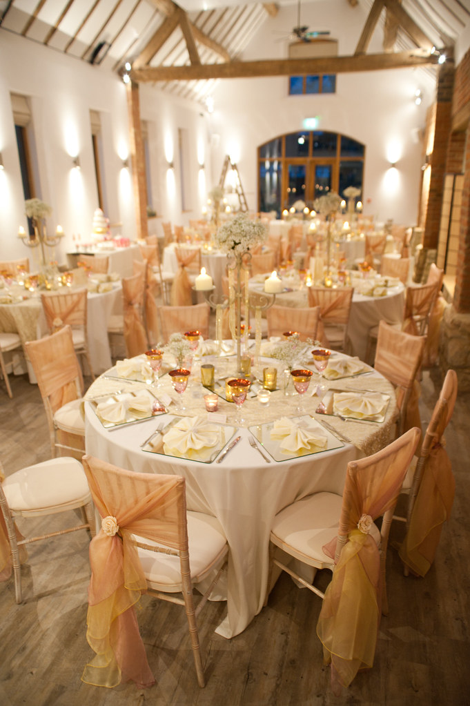 romantic wedding decor www.capturedbykatrina.co.uk Flickr