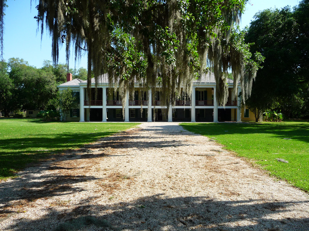 Destrehan Plantation, River Road, Louisiana E.L. Malvaney Flickr