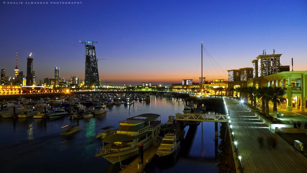 Pure Evening Kuwait City Camera Leica DLUX 5 Exposure 1… Flickr