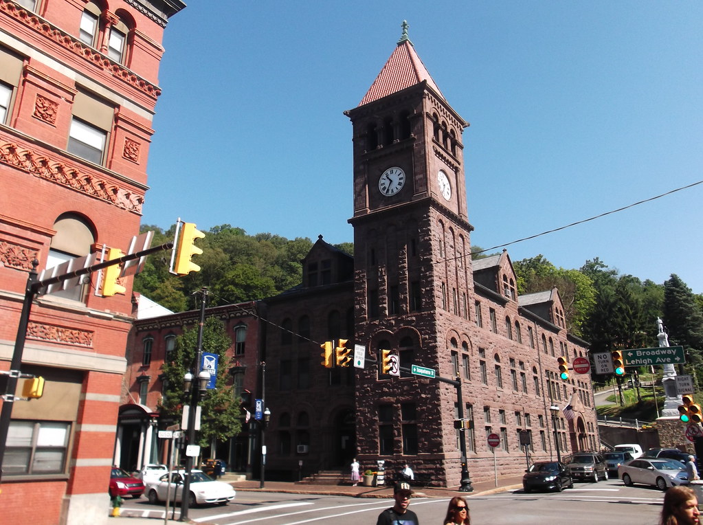 Jim Thorpe Court House a photo on Flickriver