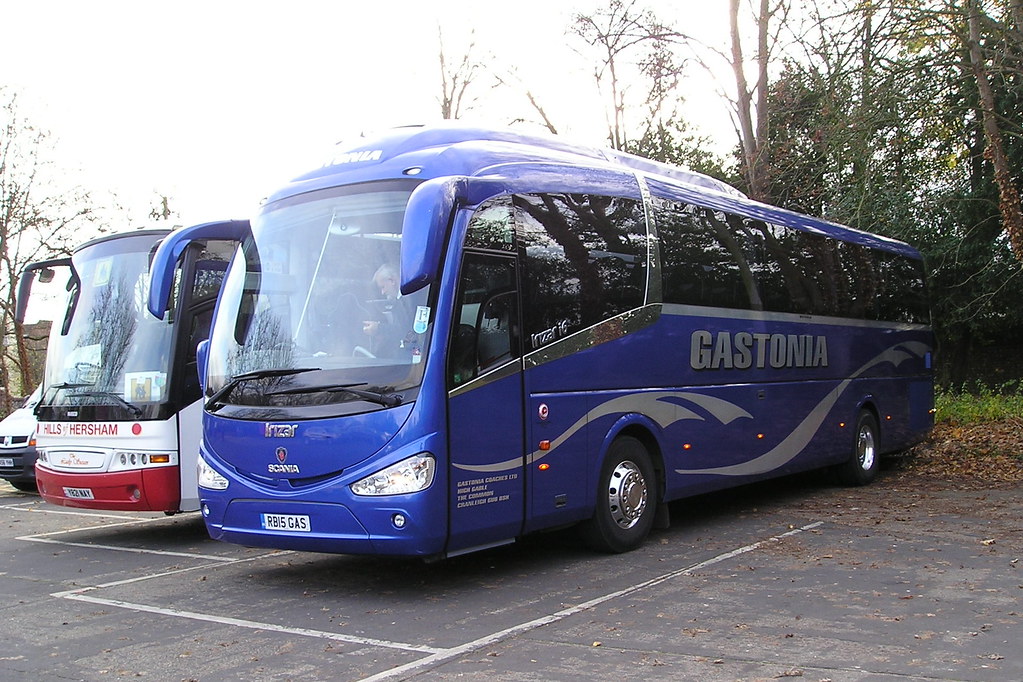 Gastonia RB15 GAS Gastonia Coaches, Cranleigh. Scania K360… Flickr