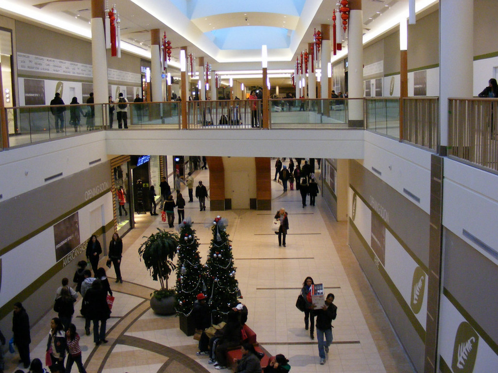 New corridor, Bramalea City Centre Not all the stores are … Flickr