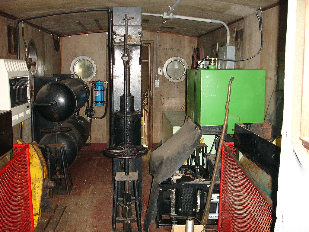 BN 972532 SNOW DOZER LOOKING BACK FROM THE CAB William Zimmerman Flickr