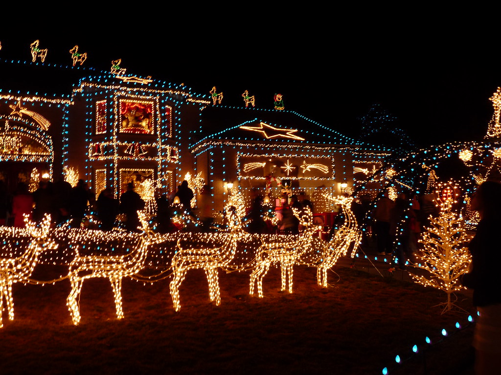 Christmas Lights Broomfield They have decorated this house… Flickr