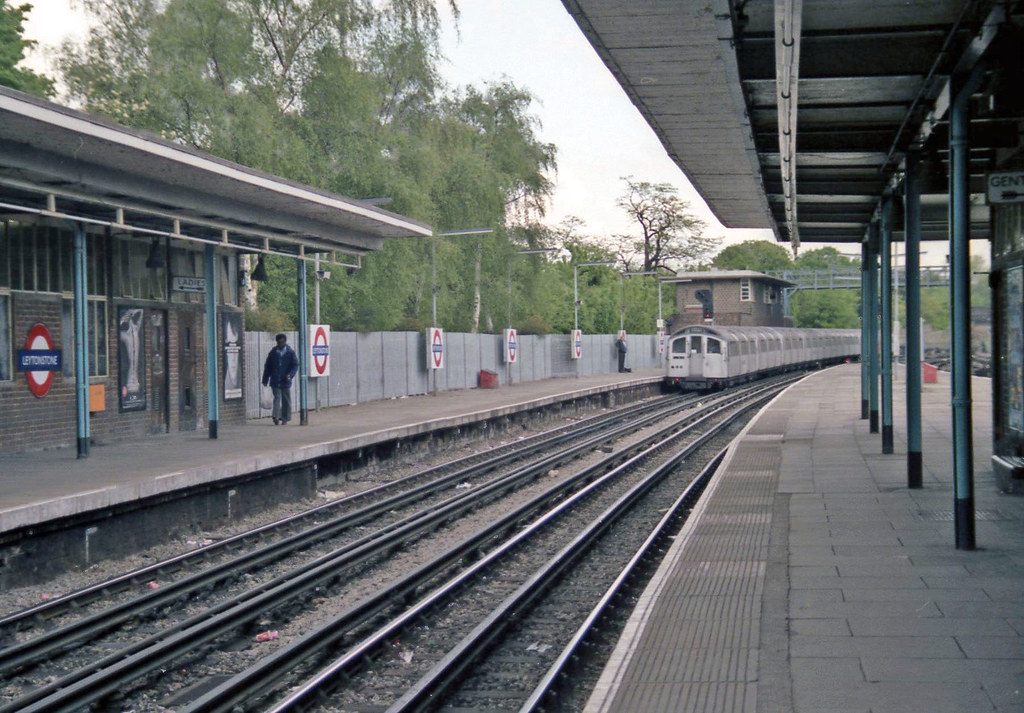 Leytonstone Station 14 May 1987 Tim Brown Flickr