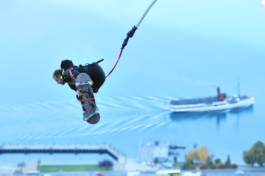 Ledge Bungy, Queenstown New Zealand Skateboard AJ Hackett Bungy New