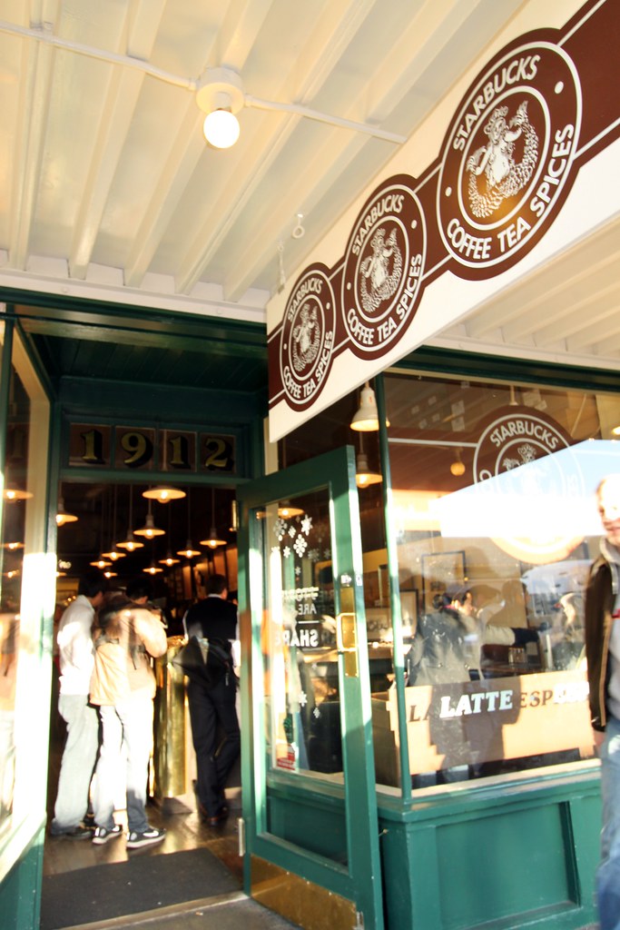 the FIRST STARBUCKS COFFEE shop 1912 Pike Place Down Tow… Flickr