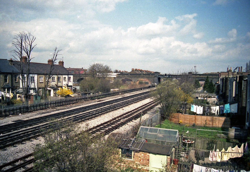Leytonstone 9 April 1987 Tim Brown Flickr