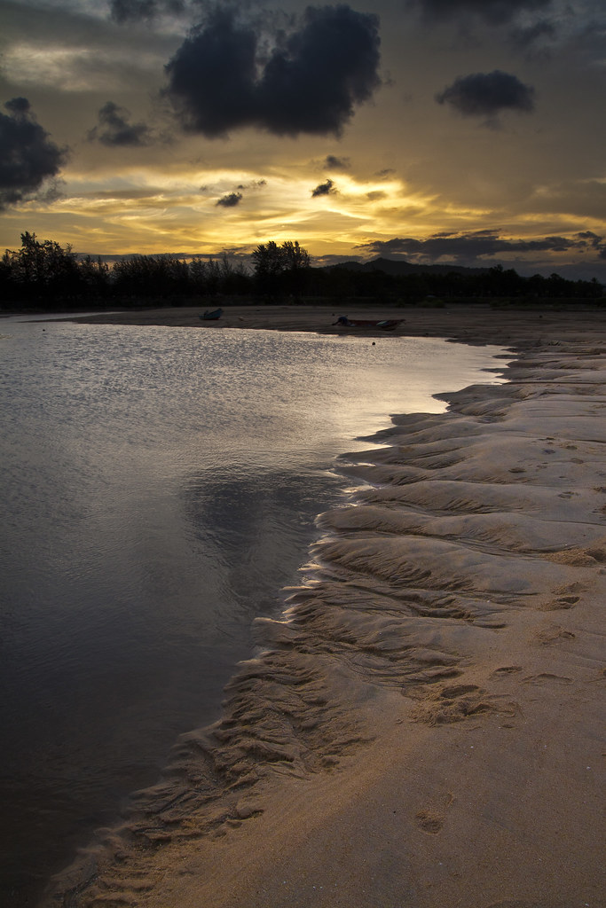 Our Sunset III Bertuturlah cinta mengucap satu nama Seinda… Flickr