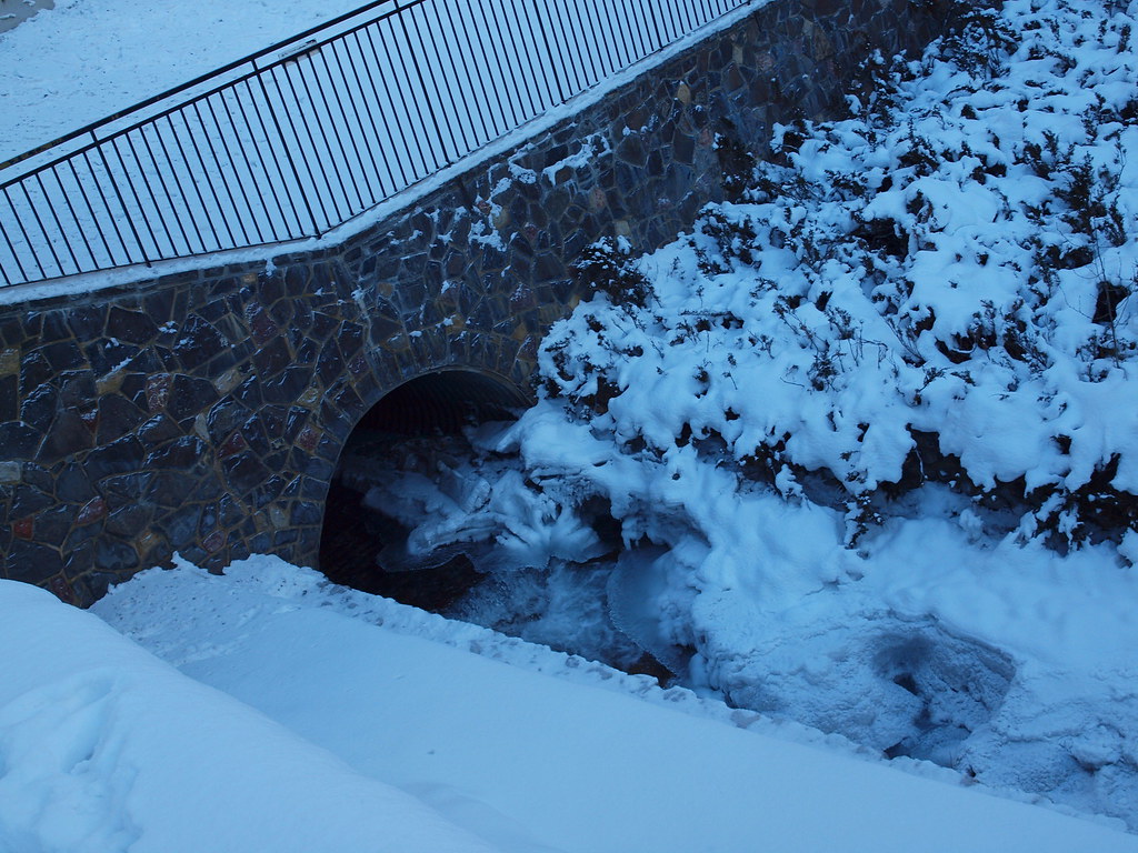Radium Hot Springs in the Winter Radium, B.C. Radium Hot… Flickr