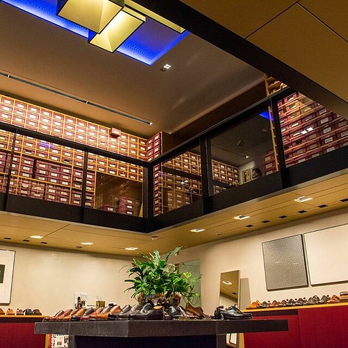 The interior and design of the Vass Shop in Central Budape… Flickr