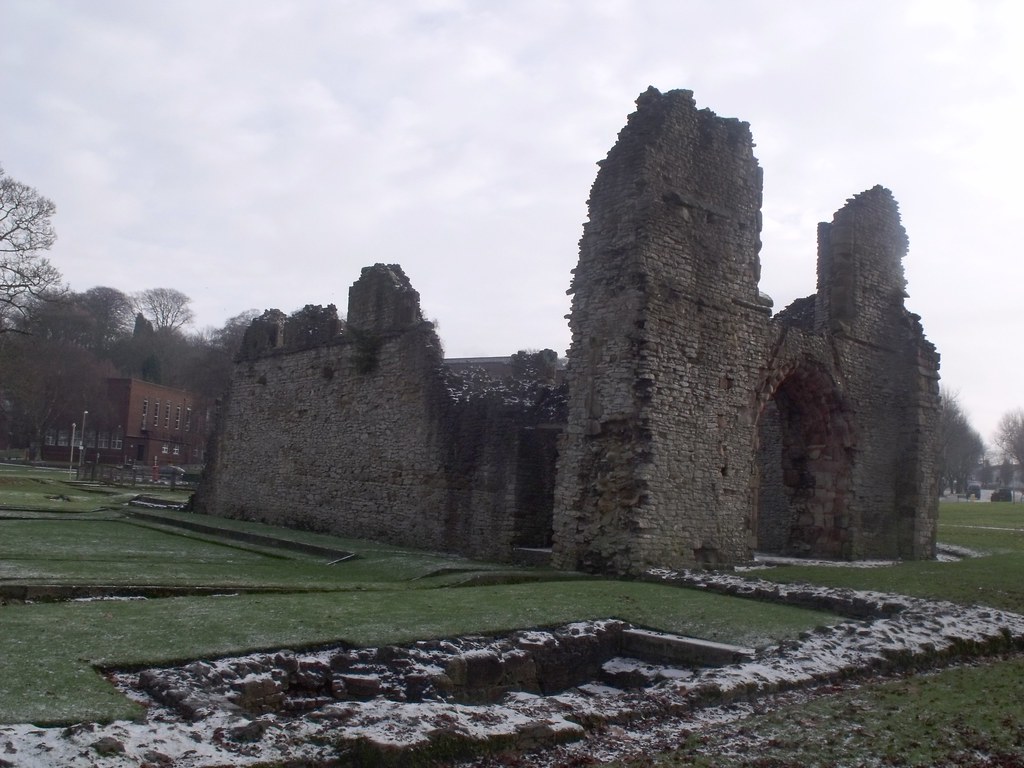 Priory Park, Dudley Dudley Priory ruins One of the main … Flickr