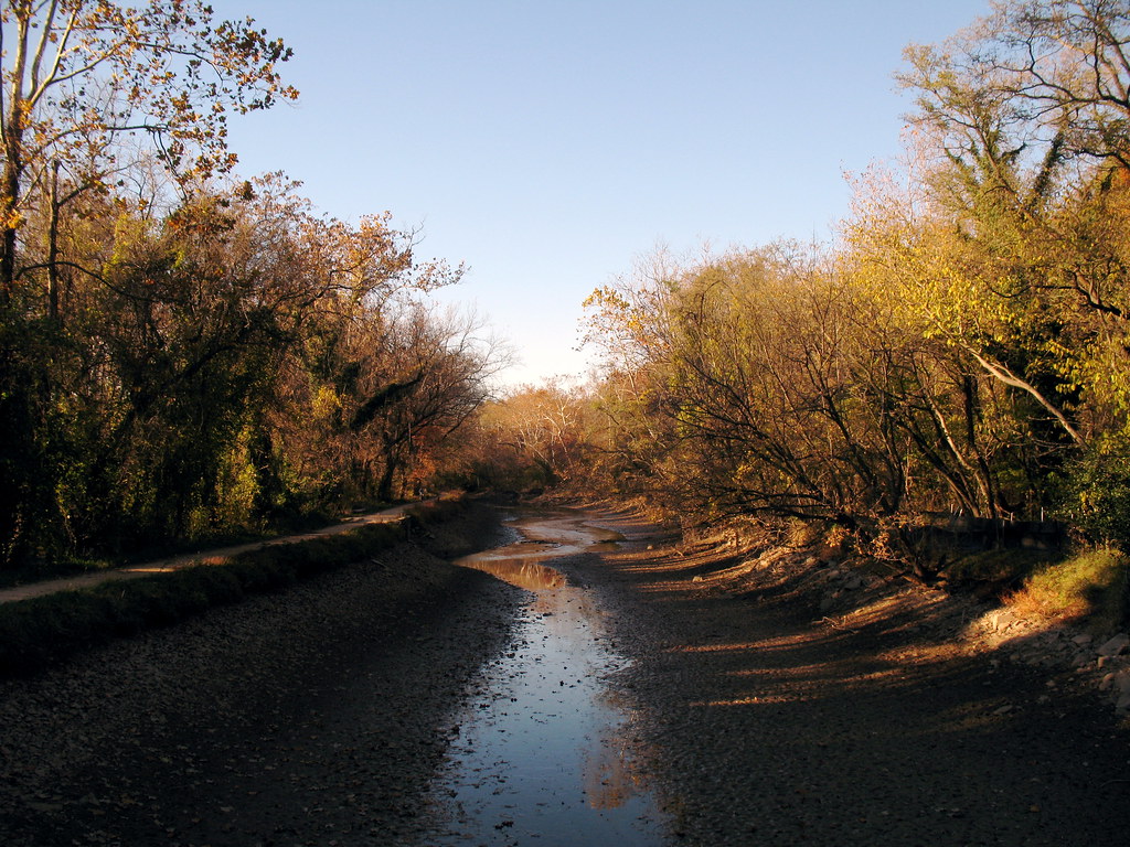 Glover Archbold Park, DC l r Flickr