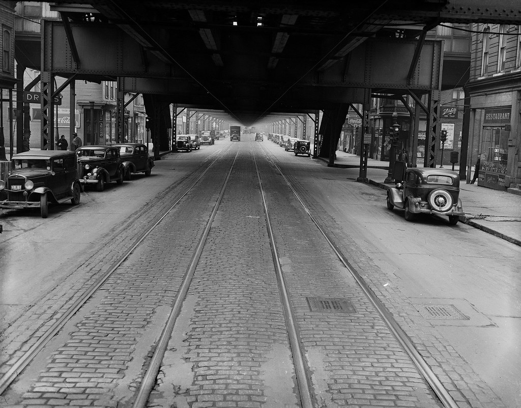 Traffic Intersection at Oakley Blvd and Lake Creator Chic… Flickr