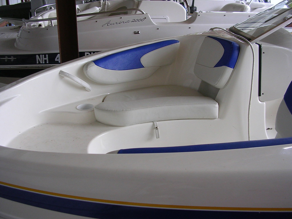 17 bowrider 751 rental boat boats squam lake riveredgemarina Flickr