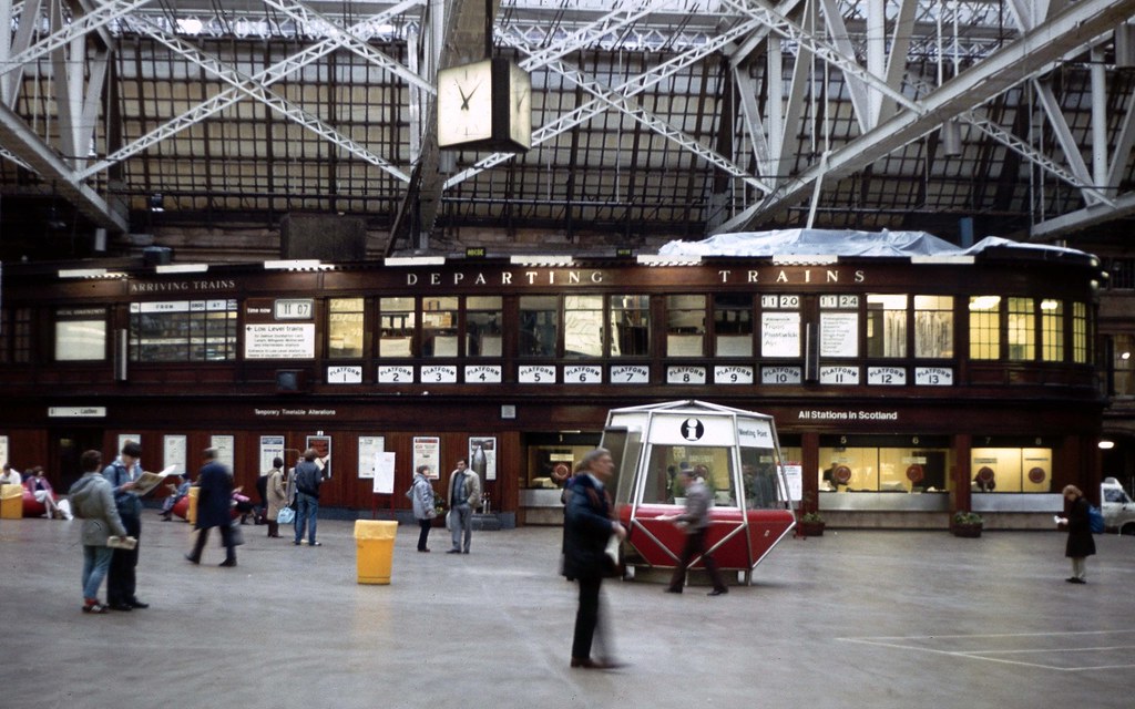 Glasgow Central's original departures office. Photo Taken … Flickr