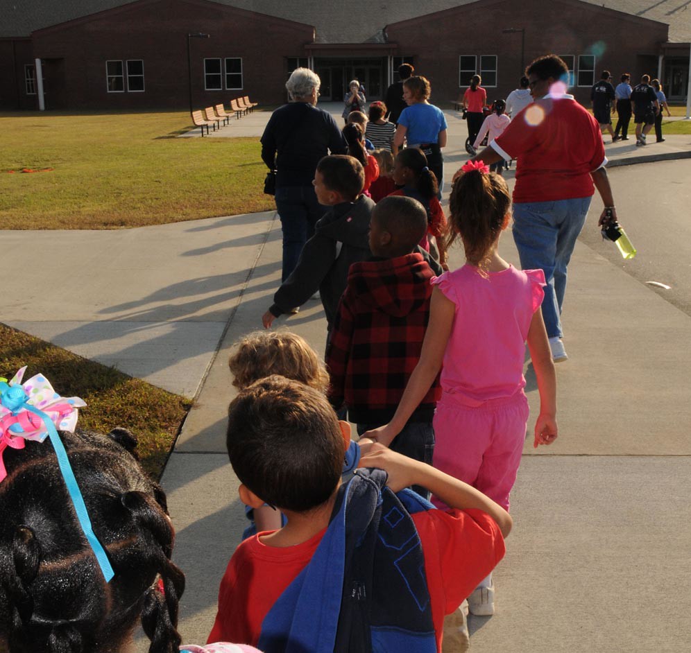 24 Feb 11, walking students Gordon Elementary walks for fu… Flickr