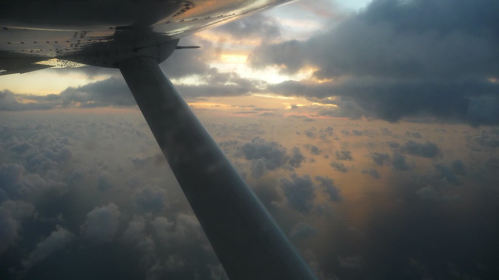 Flight from Quepos to San Jose , Costa Rica Flight from Qu… Flickr