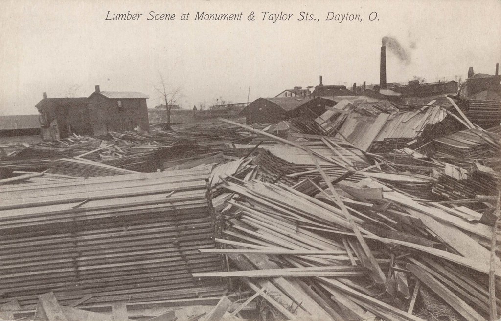 Lumber Scene at Monument and Taylor Streets, Dayton, OH … Flickr
